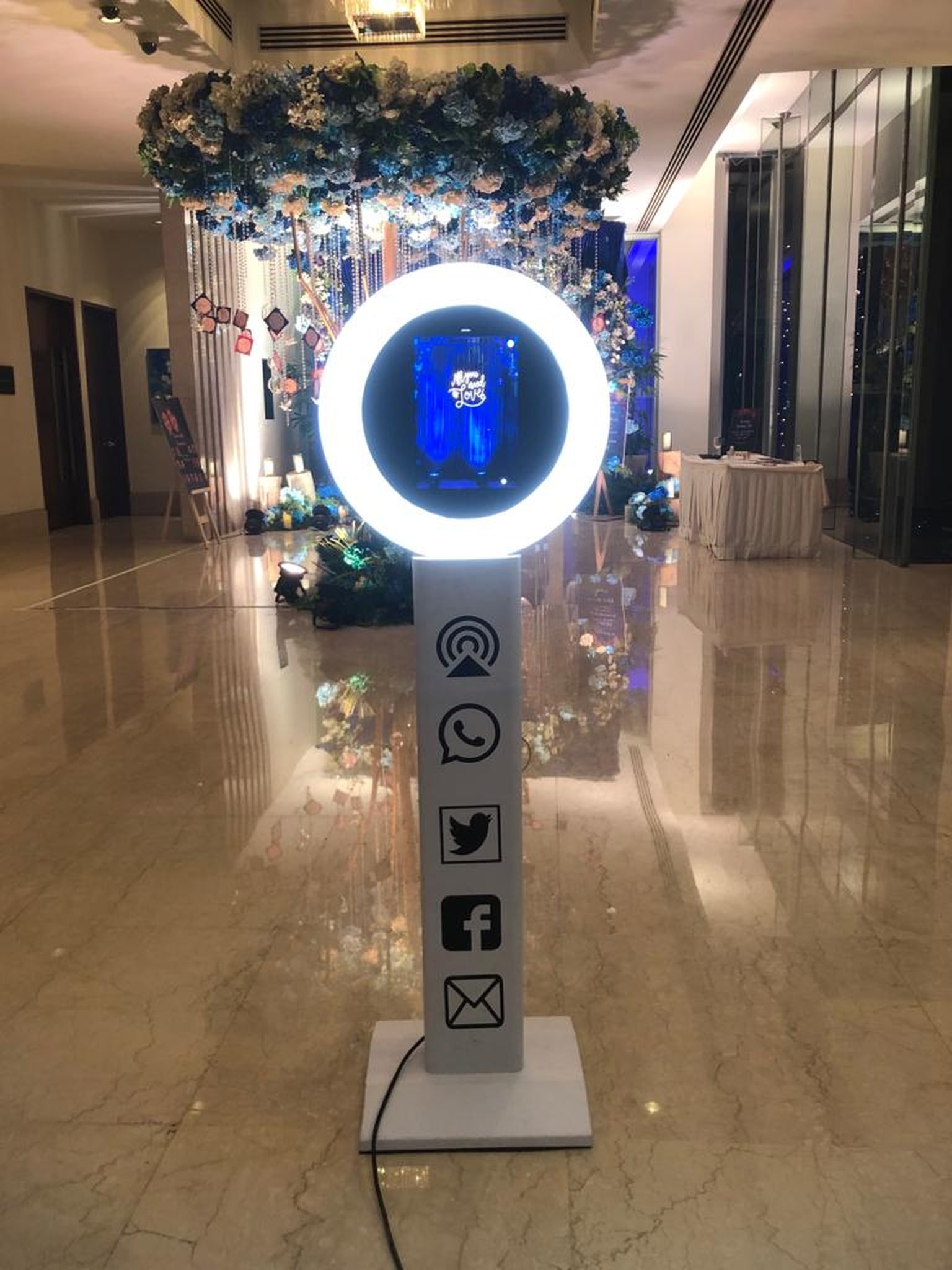 Ring Booth